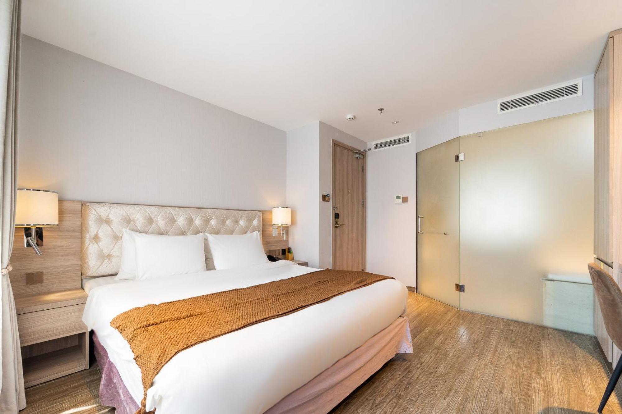Nicecy Hotel Suites & Spa Ho Şi Min Exterior foto